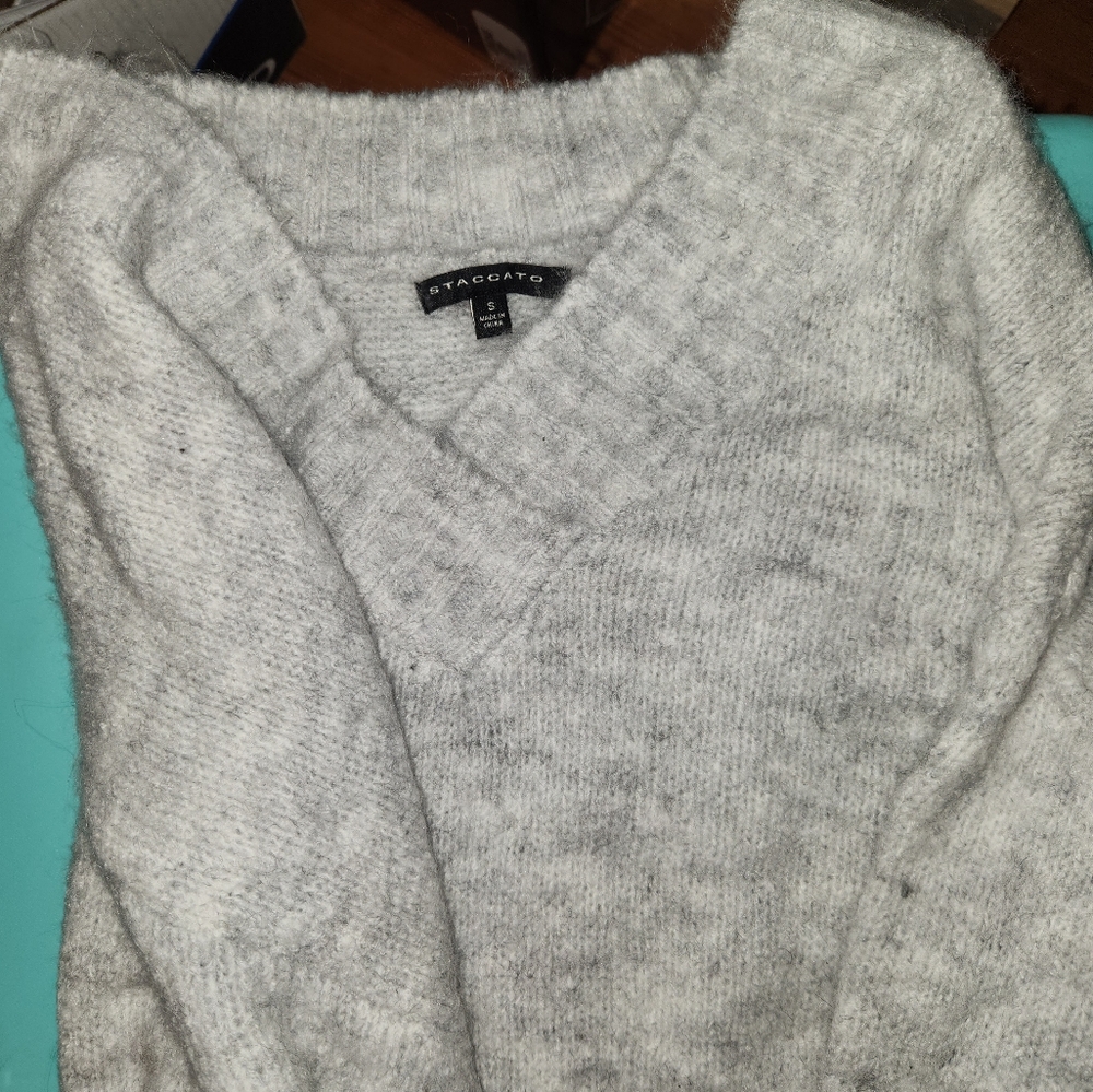 Staccato sweater